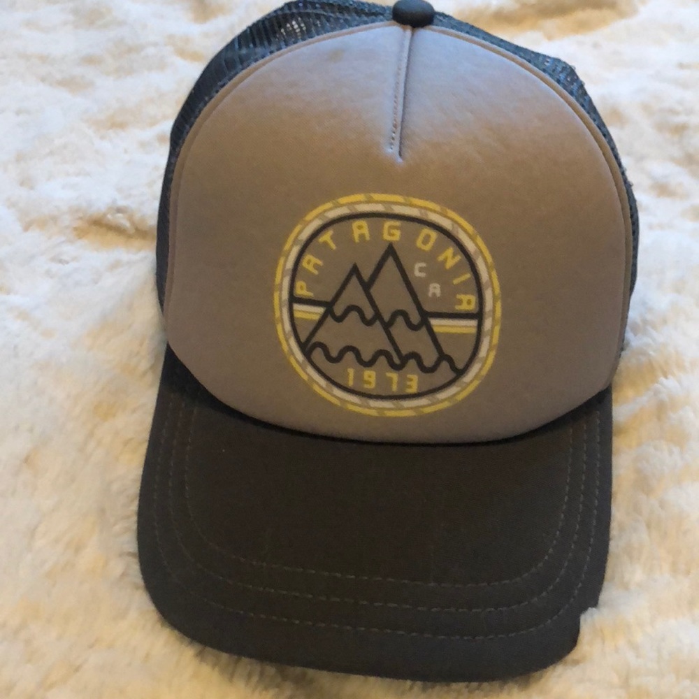 Cute grey and yellow Patagonia hat